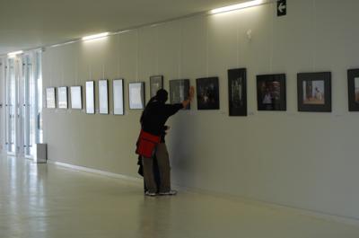Exposición fotográfica de Alfonso Pardo en la Facultad de Comunicación